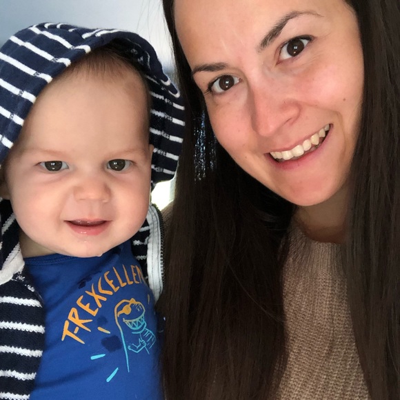 Meet your Posher, Megan - Picture 1 of 1